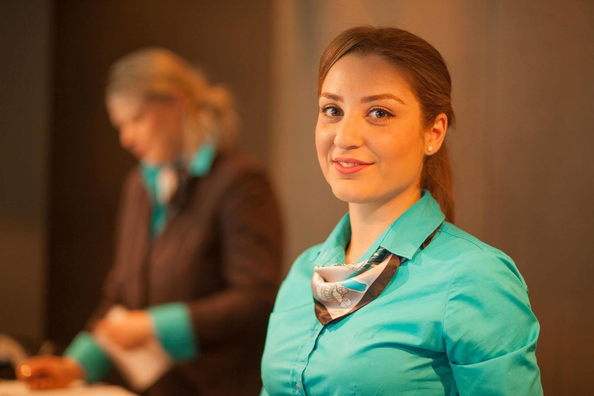 Motel One Frankfurt-Eastside Φραγκφούρτη Εξωτερικό φωτογραφία